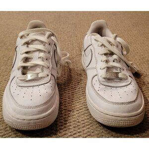 Nike Air Force 1 White Size 5Y